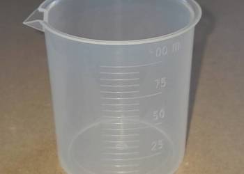 WYPRZEDAŻ Zlewka PP skalowana z uchem solina 100 ml x 12 szt