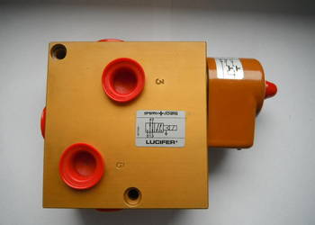 Lucifer 487068 valve 345B 24 zawór 220VAC 15 bar 11W Sperry