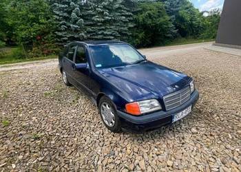Mercedes Benz c180