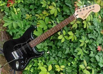 Gitara elektryczna Stratocaster Squier Affinity HSS- super stan