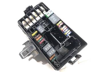 SKRZYNKA BEZPIECZNIKÓW SKODA OCTAVIA III 5Q0907361B Hatchback 1.4 140K