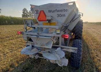 Rozsiewacz wapna Fortschritt D038