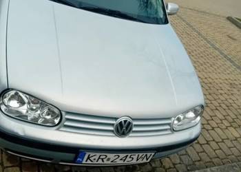 Sprzedam volswagen golf 4 1.6 benzyna  z roku 1998