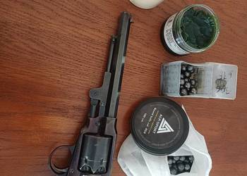 Roger Spencer rewolwer