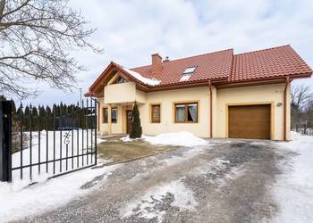 Dom| Jarosław |ul. Zwierzyniecka|5 pokoi |garaż |działka 695 m²