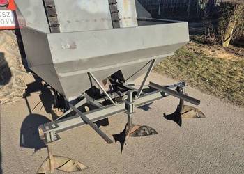 Sadzarka kubełkowa polska