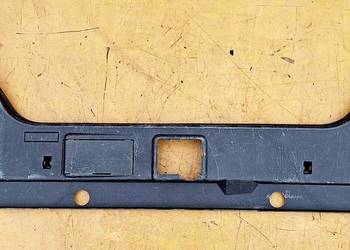 Mercedes W124 nakładka progu bagażnika 1246941325