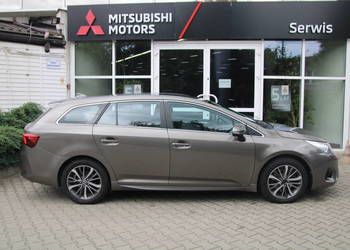 Toyota Avensis III 2.0 Salon Polska serwisowany hak faktura vat 23%