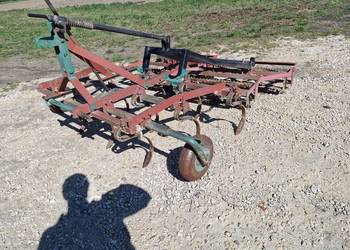 Kultywator z  podwójnym wałkiem