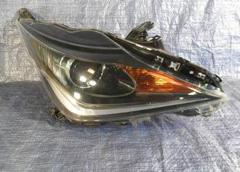 Toyota Aygo II Lift Reflektor Prawy Przedni Lampa Prawa Przód