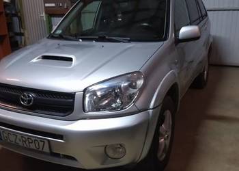 sprzedam samochód osobowy Toyota Rav 4
