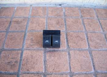 PRZYCISK SZYB LEWY PRZÓD AUDI A4 B6 8Z0959851E