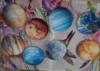 Drewniane podkładki pod kubki planety