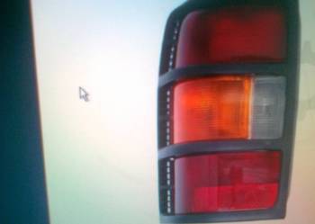 MITSUBISHI PAJERO/MONT LAMPA TYŁ