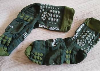 Compressport ProRacing Socks V3 - skarpetki trailowe do biegania (ciemnozie