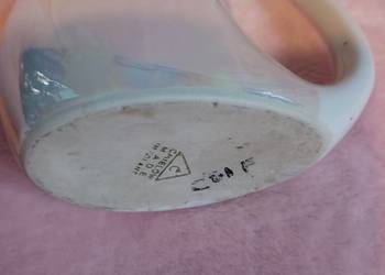Pijalka Ćmielów. Porcelana iryzowa