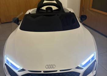 Auto elektryczne Audi r8 dla dziecka