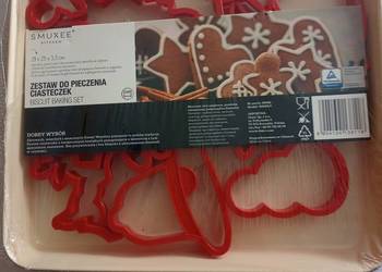 Blaszka oraz foremki do wykrawania i pieczenia ciasteczek