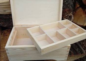 Kuferek z wkładką na biżuterię