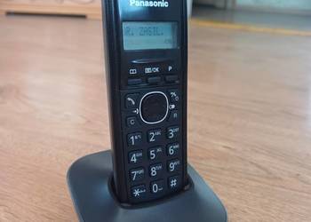 Telefon stacjonarny bezprzewodowy Panasonic KX-TG1611PD
