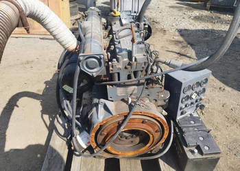 Silnik Deutz F4L 1011F 4 cylindrowy 2381mth