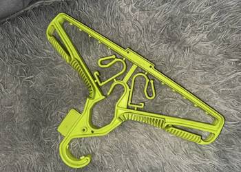 Wieszak nurkowy SCUBApro Universal Multihanger na sprzęt piankę seledynowy