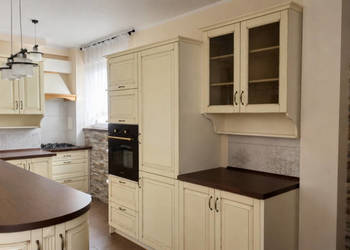 Chrobrego | 44,87 m² | 2 pokoje | balkon | po remoncie | wyposażone