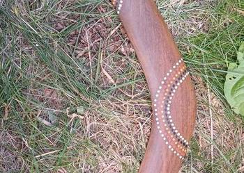 Bumerang australijski drewniany Aborygeni Gurang Gurang dekoracja