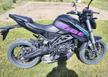 Voge 125R - 15KM, kat B, A1