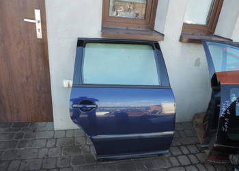 VW PASSAT B5 KOMBI DRZWI PRAWY TYŁ LB5N
