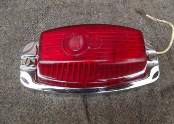 Lampa tylna nowa Syrena 101 Warszawa M 20 garbuska