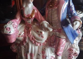 Figurka porcelanowa-duza