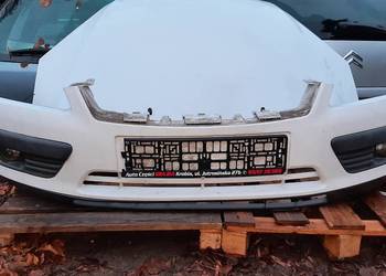 zderzak przedni Ford Focus mk2 04-07r lak. N3 "biały" maska