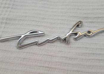 EMBLEMAT TURBO CHROMOWANY METALOWY