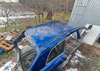 Skorupa Cwiartka AVENSIS wanna próg dach