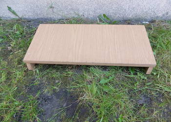 Podnóżek lub pulpit 735
