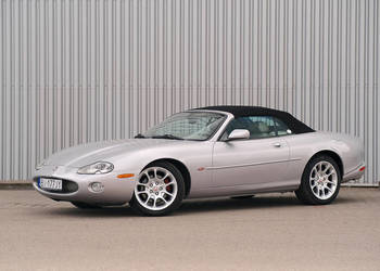 Jaguar XK8 2001 r
