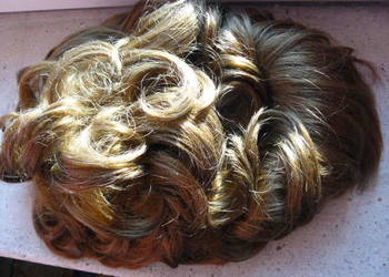 Peruka uzywana,sztuczna  20 zl