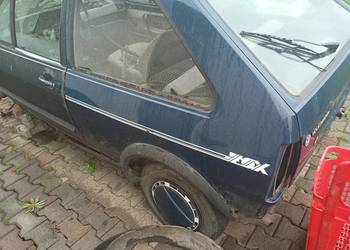 Błotnik lewy ćwiartka VW Polo 86c coupe