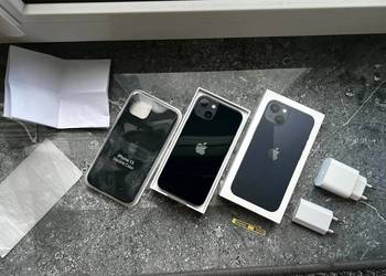 Nowy iPhone 13 - czarny