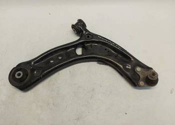 Skoda Octavia IV 5E3 WAHACZ PRAWY PRZÓD