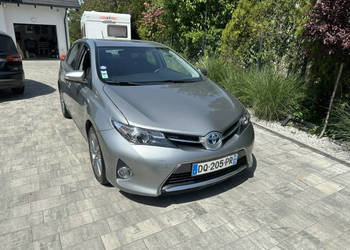 Toyota Auris Hybryda niski przebieg oryginalny lakier !!! II (2012-)