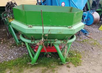 Rozsiewacz no nawozów Amazone ZA-F 803 z nadstawka sprowadzony