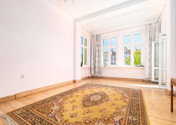 Jasne Mieszkanie w Kamienicy Centrum Szczecina