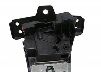 ZAMEK KLAPY BAGAŻNIKA SEDAN  32131355 Volvo S60 III (2018-2024)