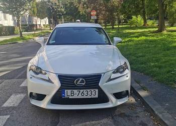 Lexus is 250
