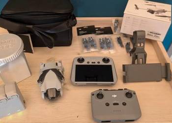 Zestaw DJI Mini 3 Fly More Combo z akcesoriami