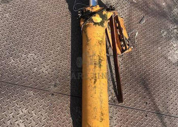 Liebherr 564 - Siłownik Wychyłu Łyźki