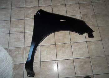 TOYOTA YARIS I 1999/05 blotnik prawy