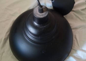 Czarna lampa sufitowa średnica 30 cm